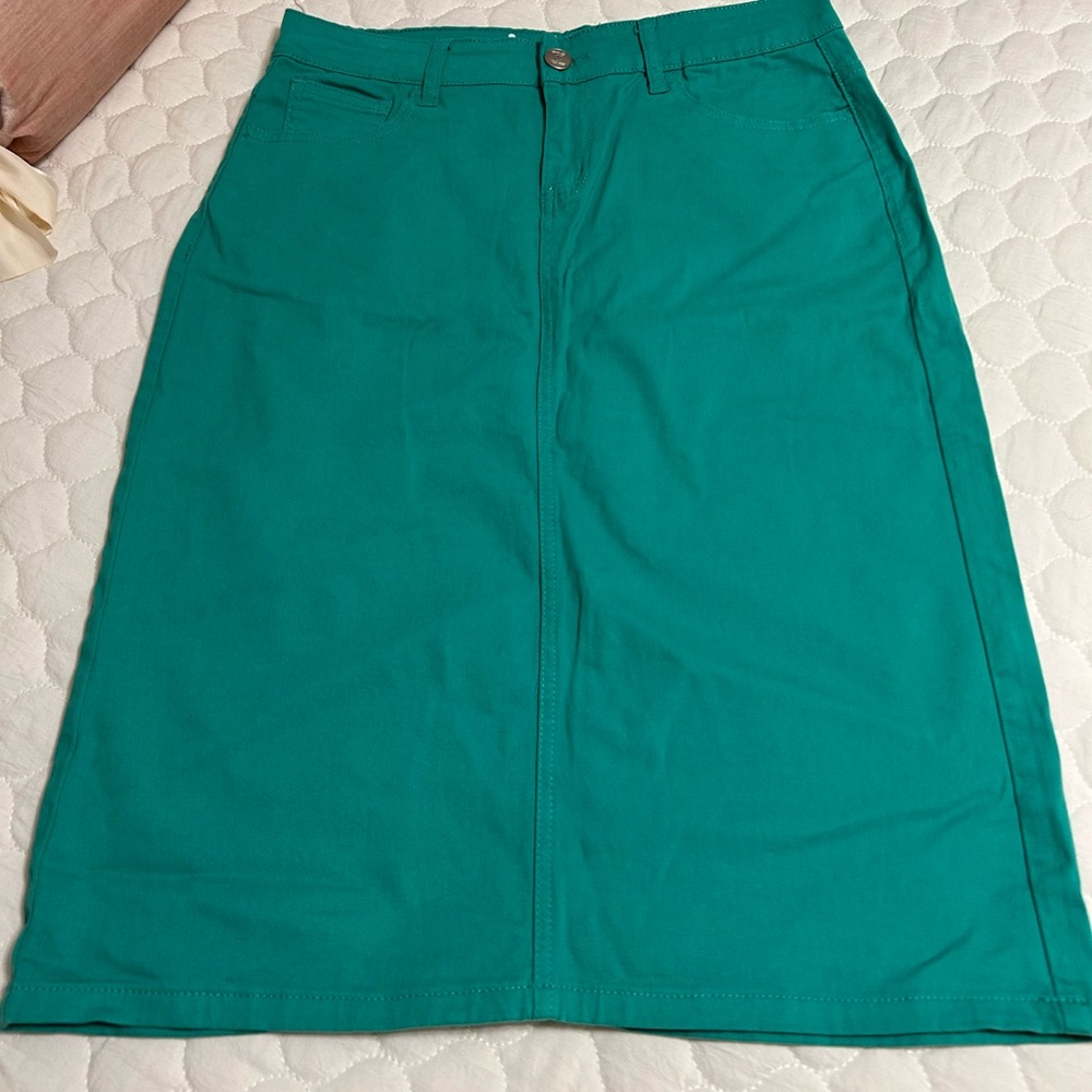 Inherit teal midi skirt NWOT Sz 9/10
